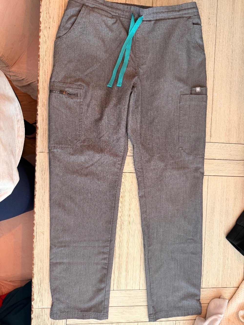 Figs Straight leg pants, older Kade style, size small, graphite